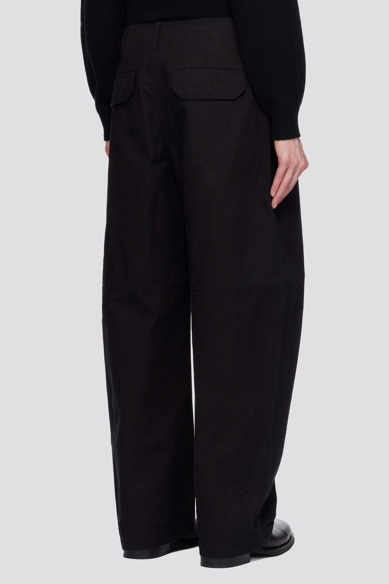 Black Curved Two Tuck Cotton Pants