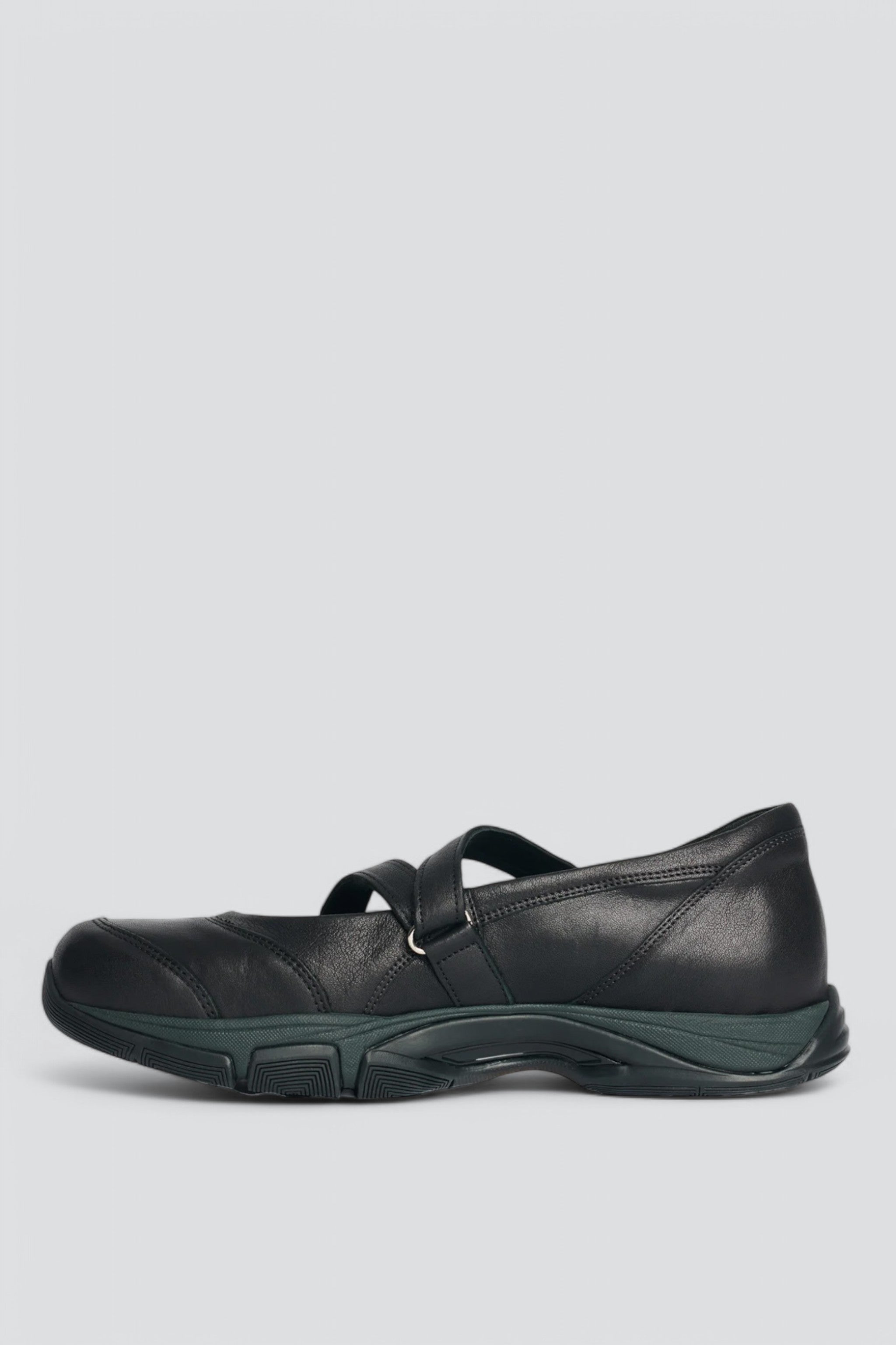 Black Swan Leather Sweetheart Dress Shoe