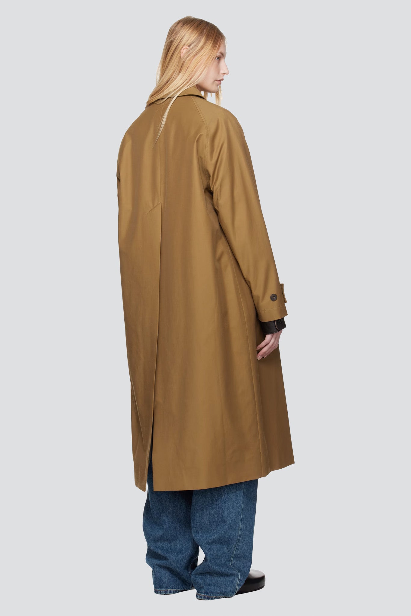 Manuka Holin Coat