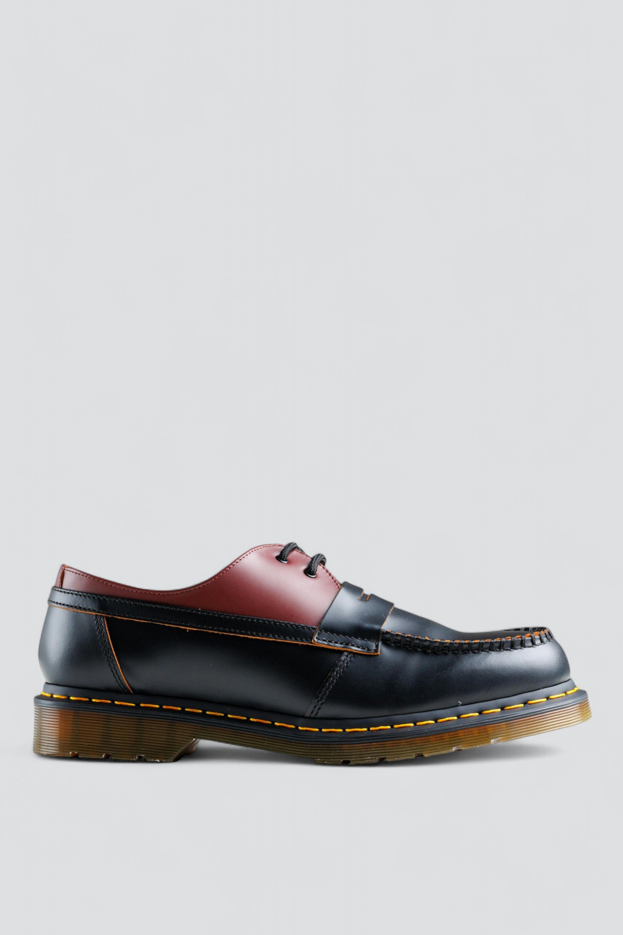 Dr martens red black online