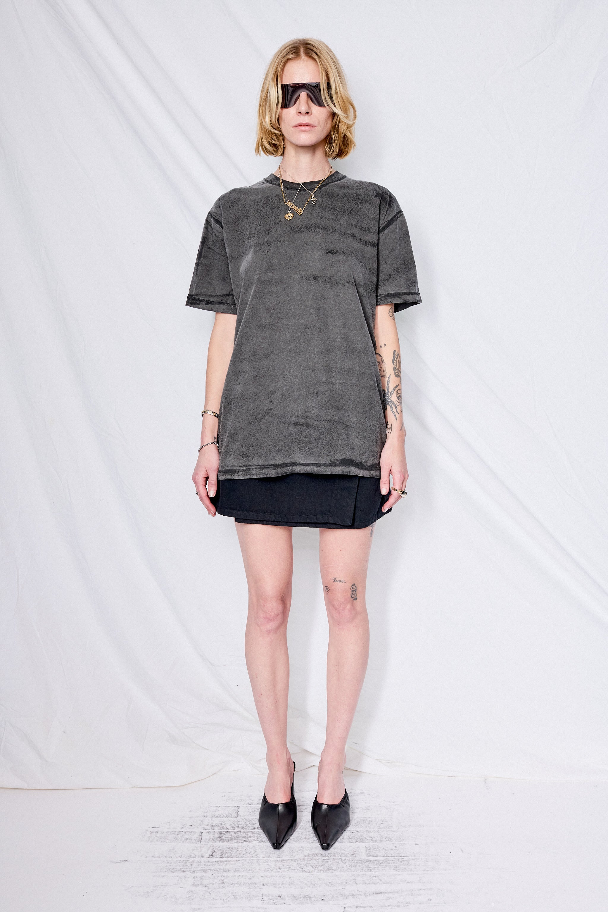 Pepper/Black Roller T-Shirt