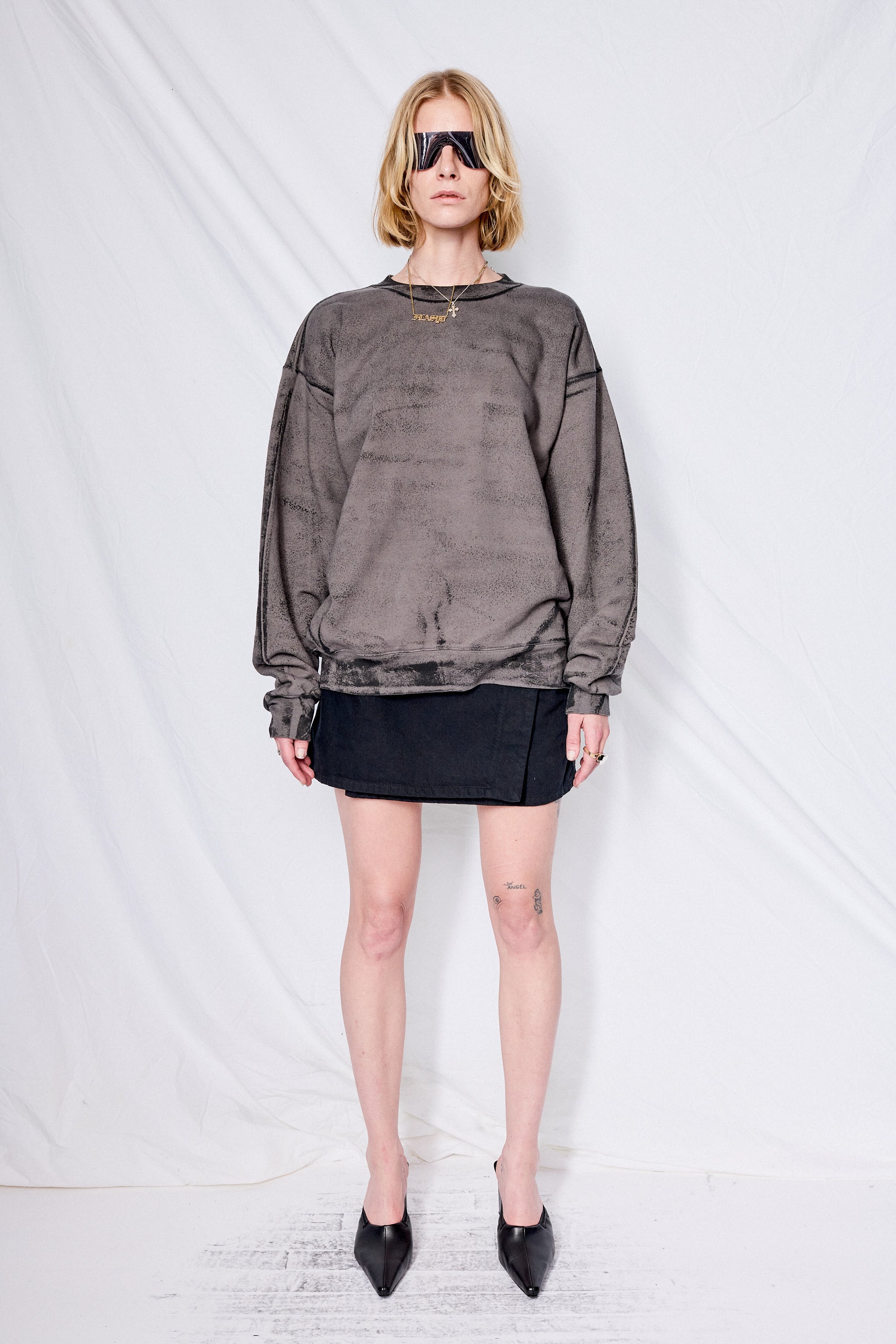 Smoke Grey/Black Roller Sweatshirt