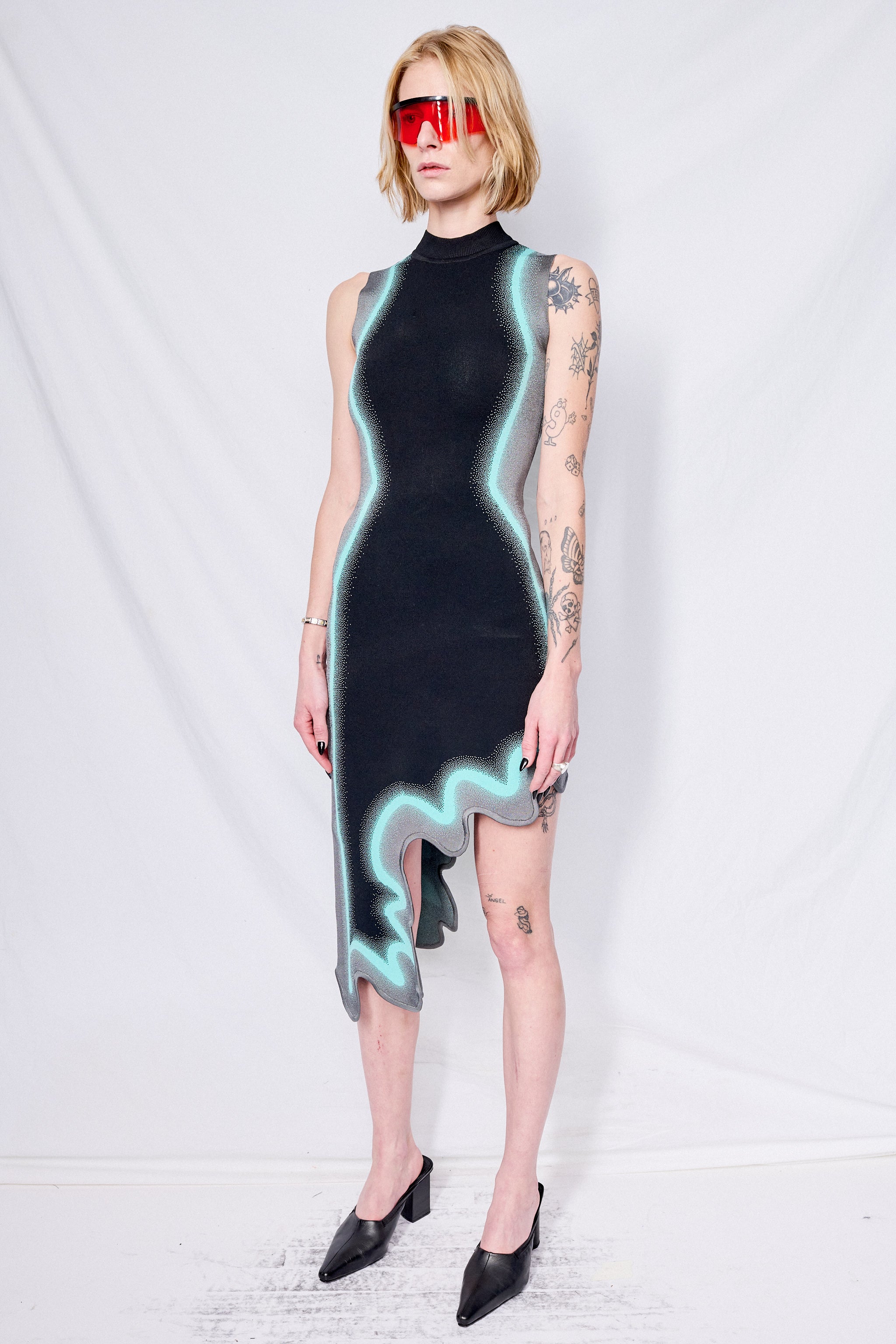 Black/Blue Wavy Asymmetric Dress