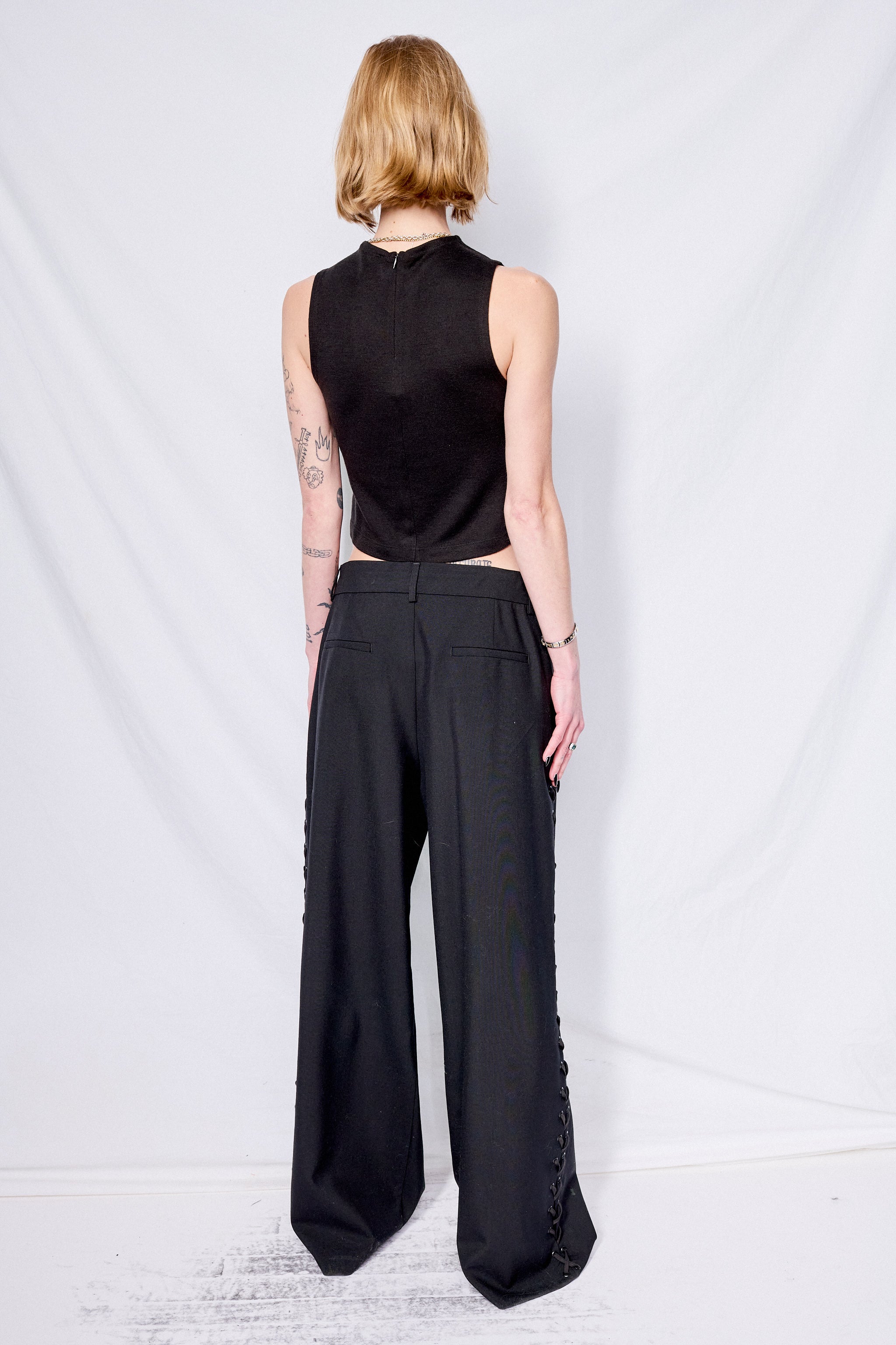 Black Ponte de Roma Laced Sleeveless Mockneck