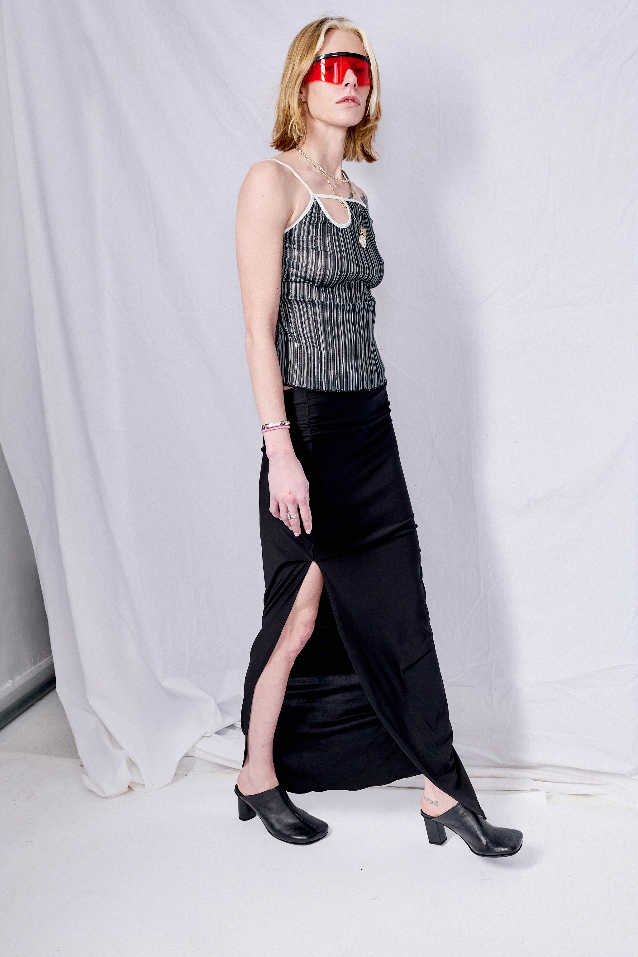 Black Viscose Wave Skirt