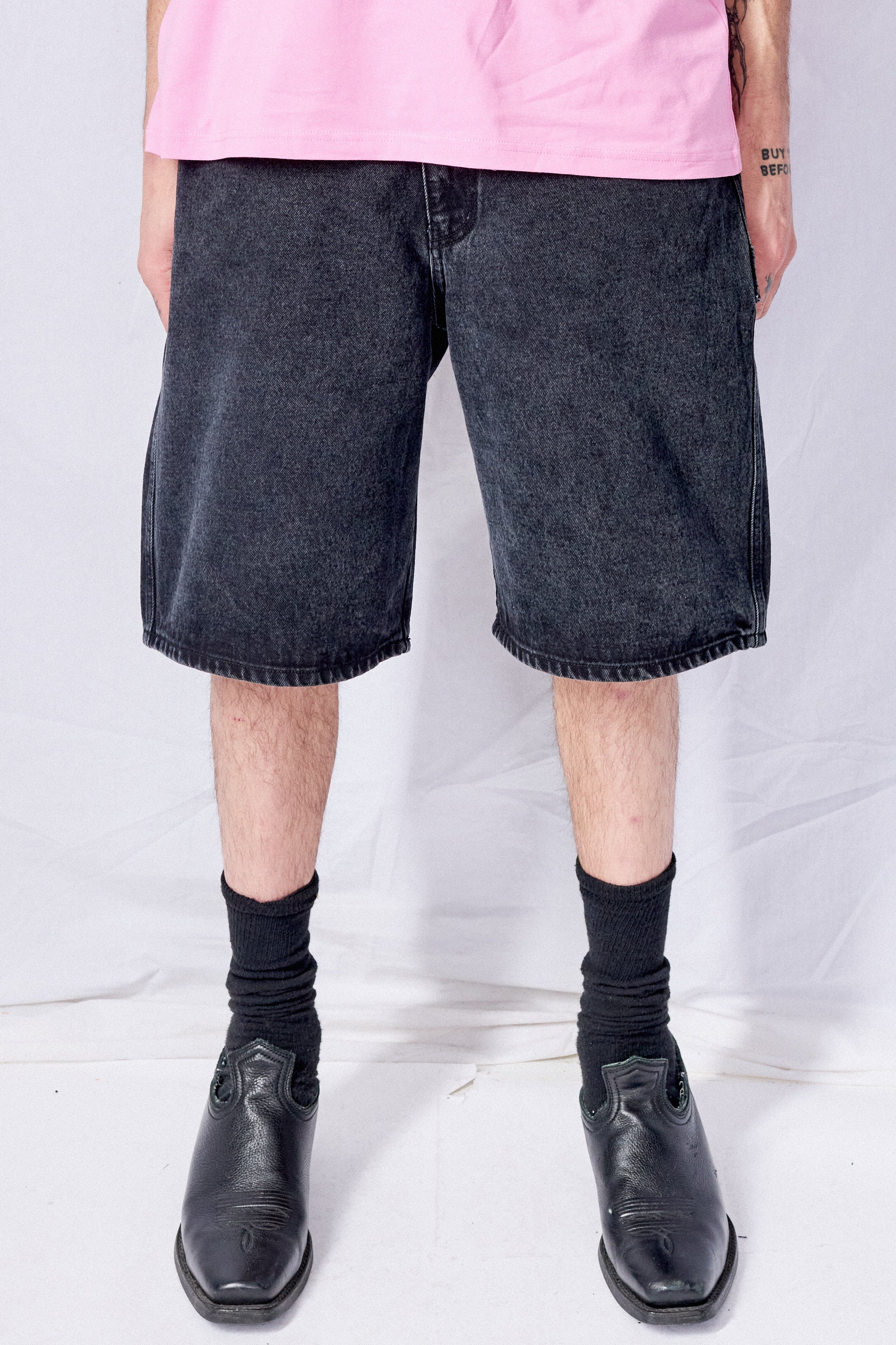 Black Classic Baggy Denim Short