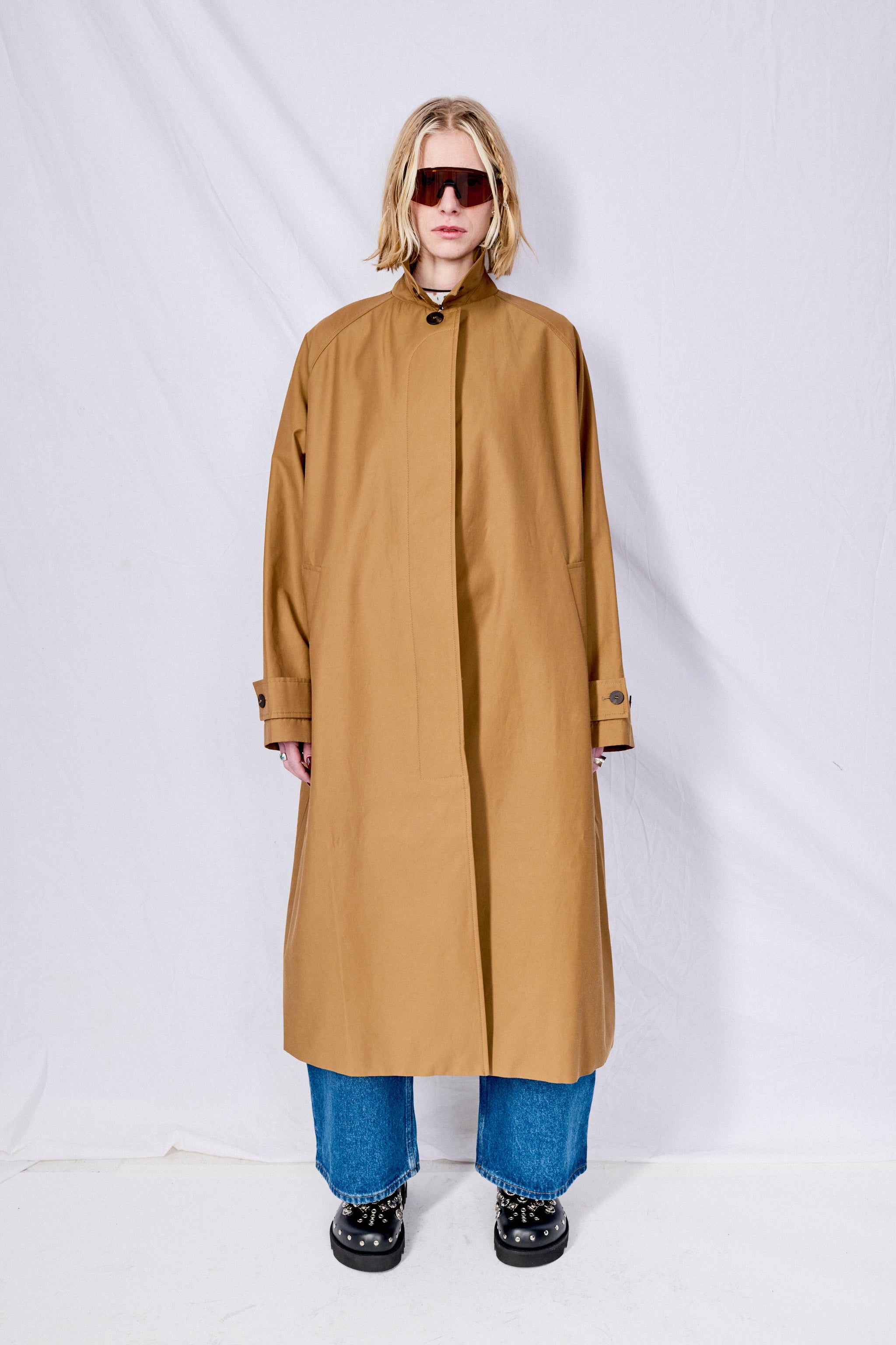 Manuka Holin Coat