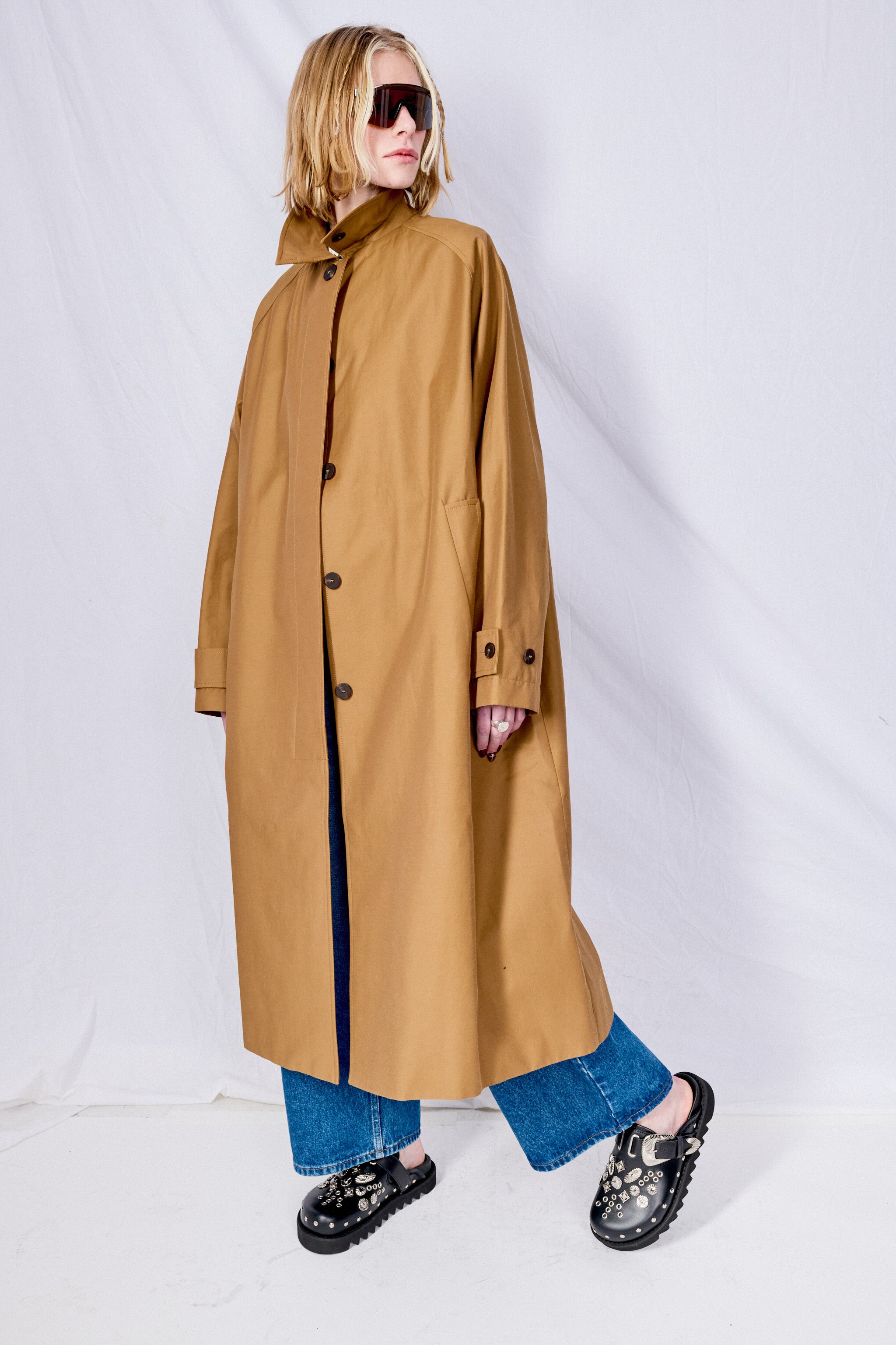 Manuka Holin Coat