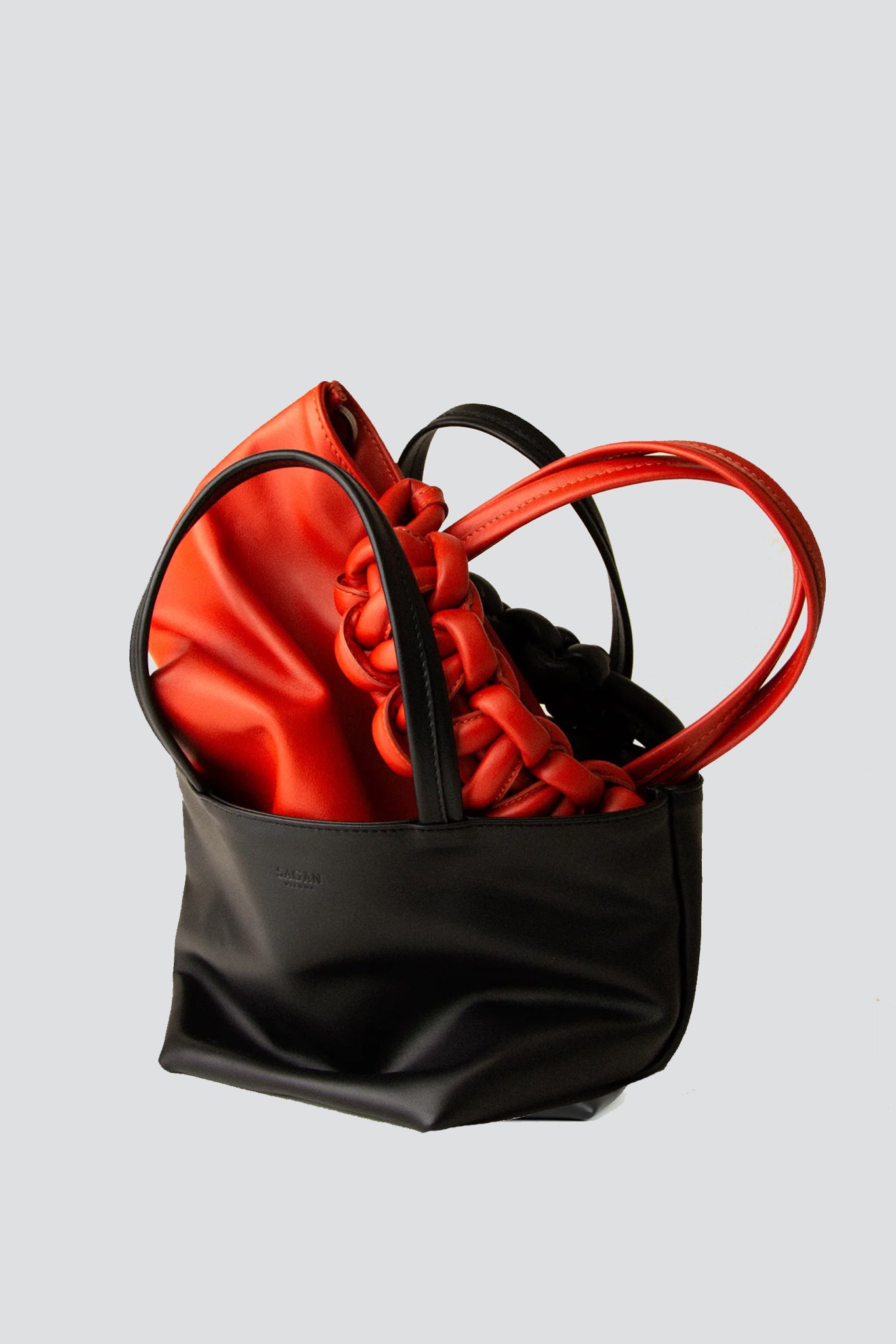 Black Leather Pazar Chisai Tote